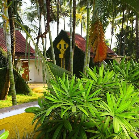 Anandvan Holiday Homes, Wai Exterior photo