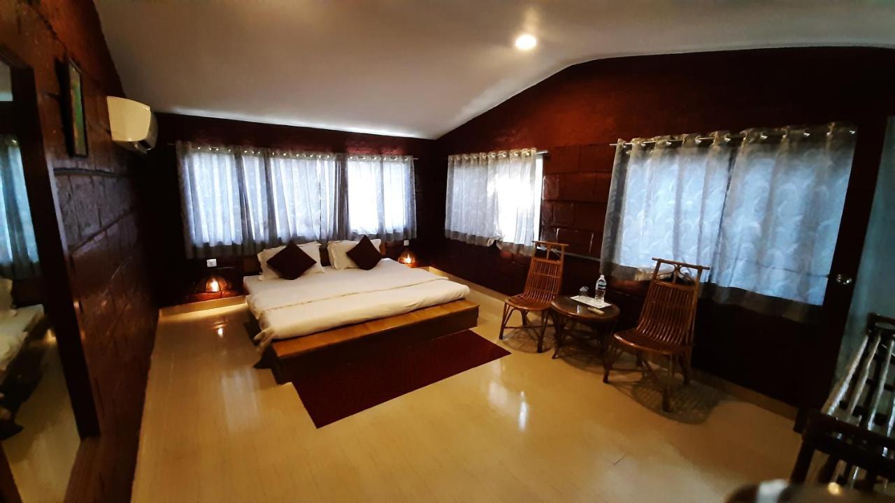 Anandvan Holiday Homes, Wai Exterior photo